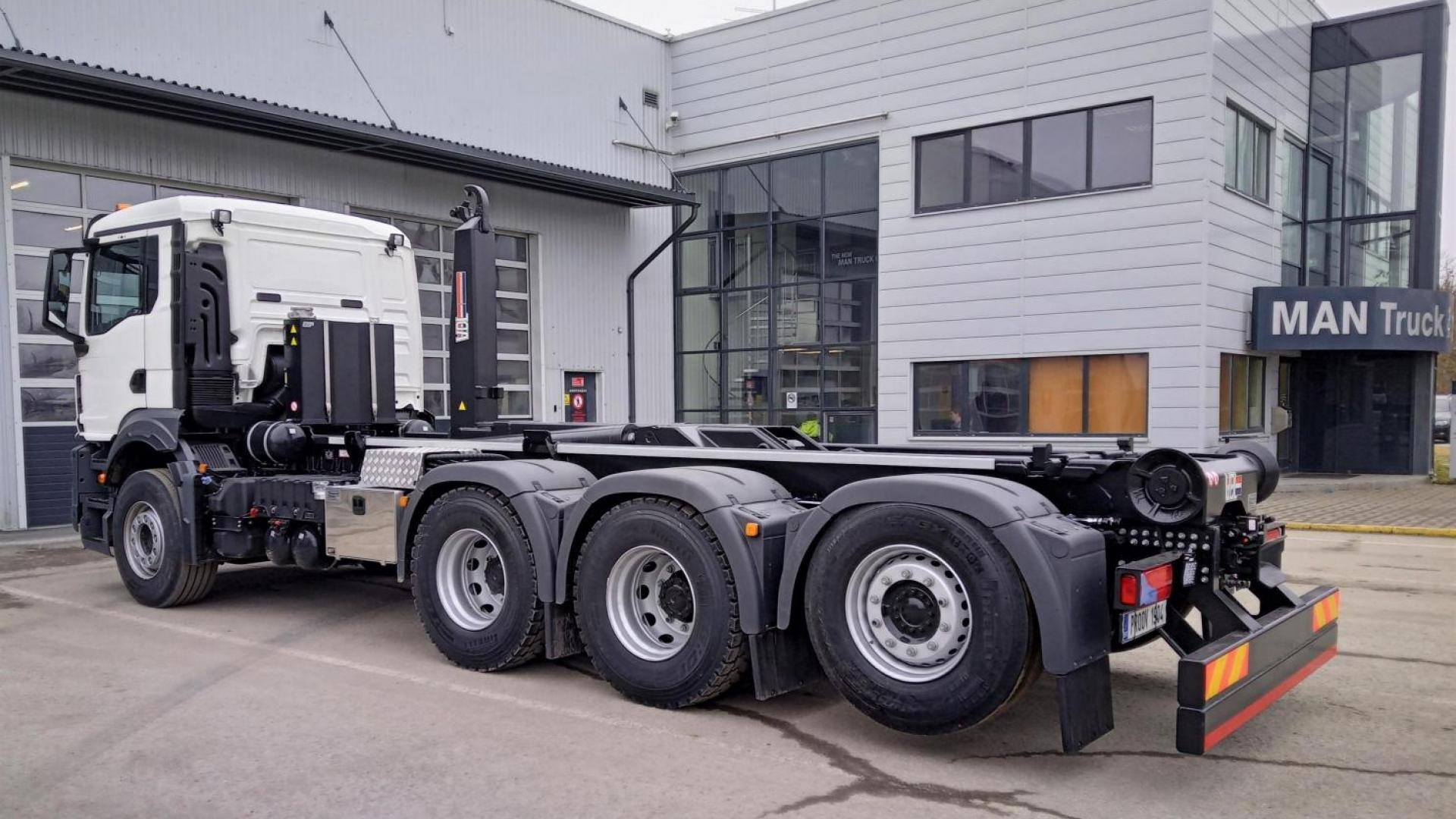Transporditehnika OÜ aus Estland baute einen 25 Tonnen VDL-Hakenlift