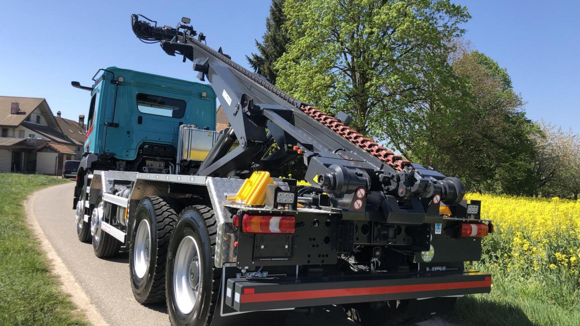 Chainlift system delivered to Müller in Switzerland